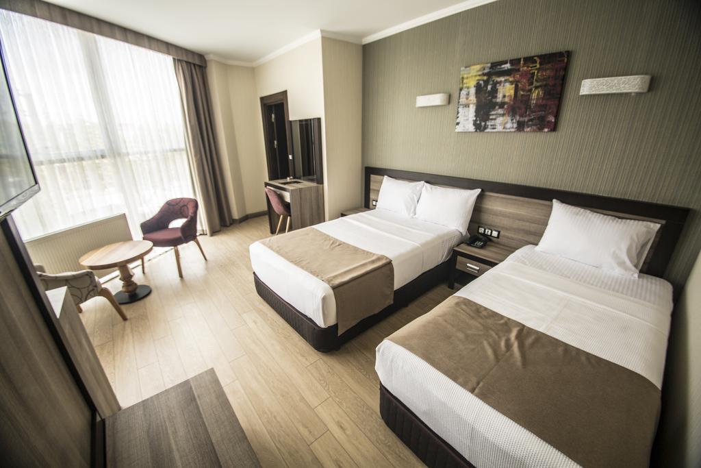 Sincan The Corner Hotel מראה חיצוני תמונה