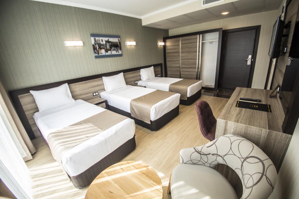 Sincan The Corner Hotel מראה חיצוני תמונה