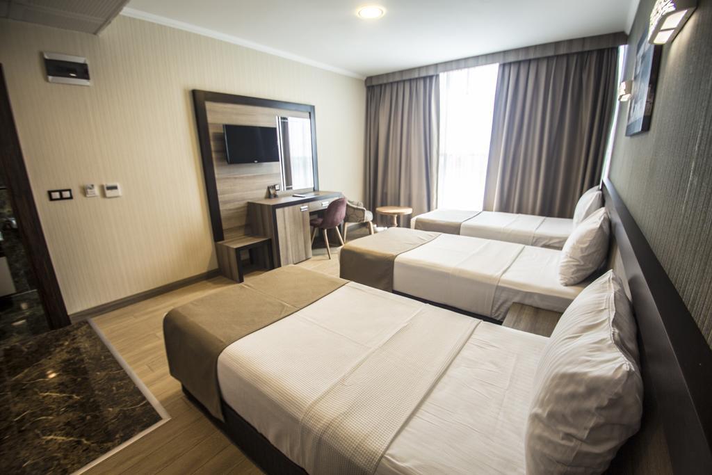 Sincan The Corner Hotel מראה חיצוני תמונה