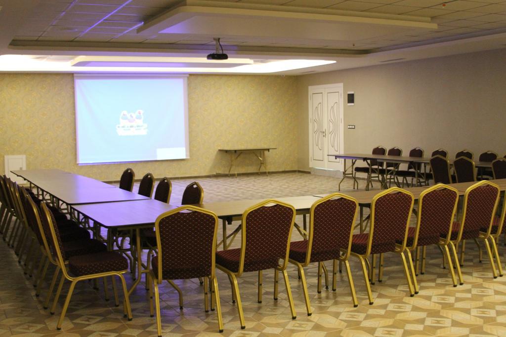 Sincan The Corner Hotel מראה חיצוני תמונה