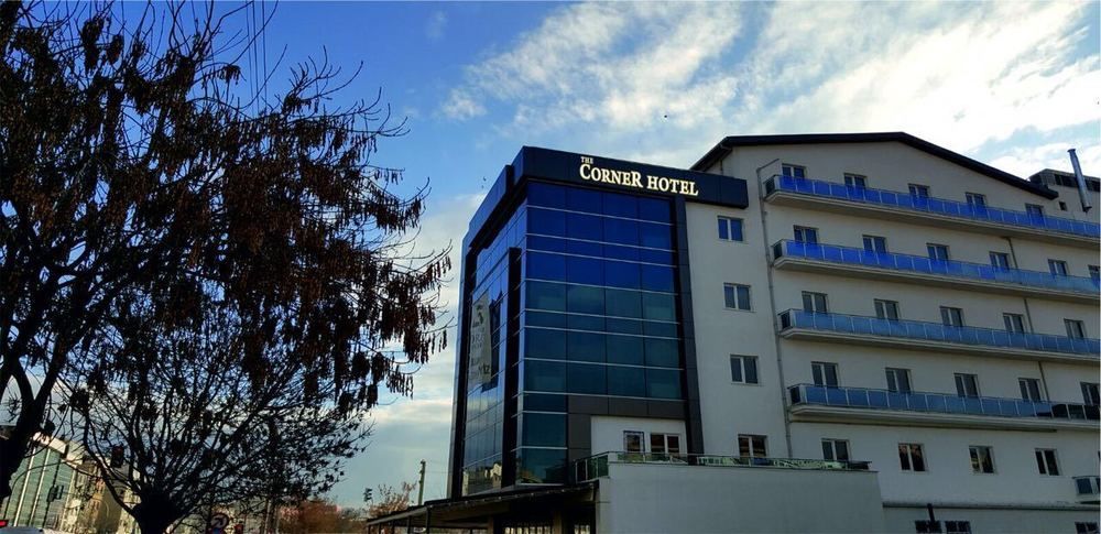 Sincan The Corner Hotel מראה חיצוני תמונה